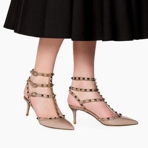 Valentino Garavini Rockstud Caged Pumps  65MM - Size 39 - EUC!